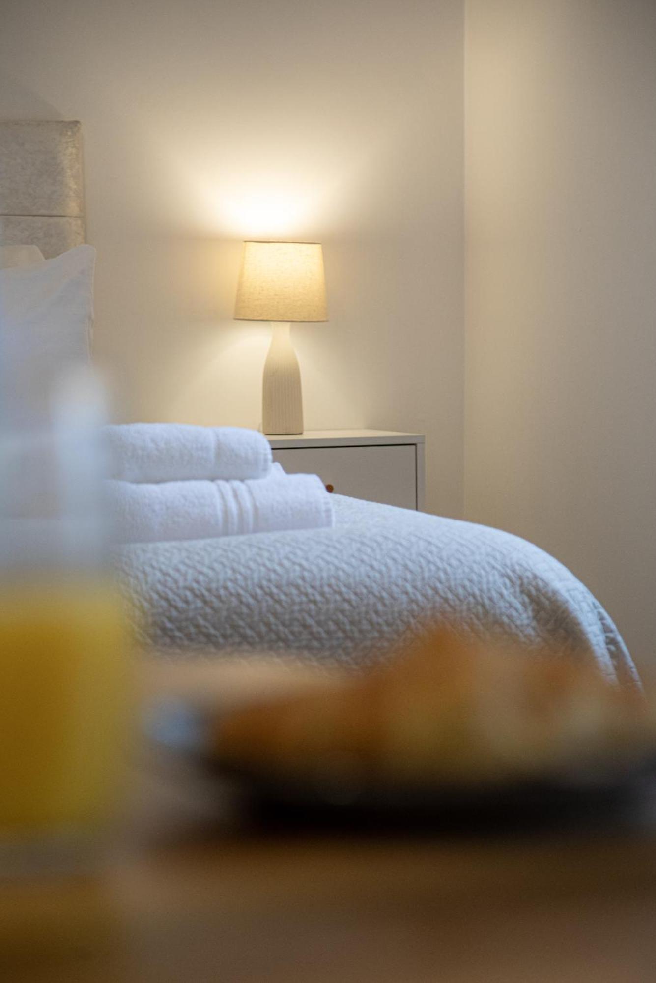 טלפורד Crescent House Apartments חדר תמונה